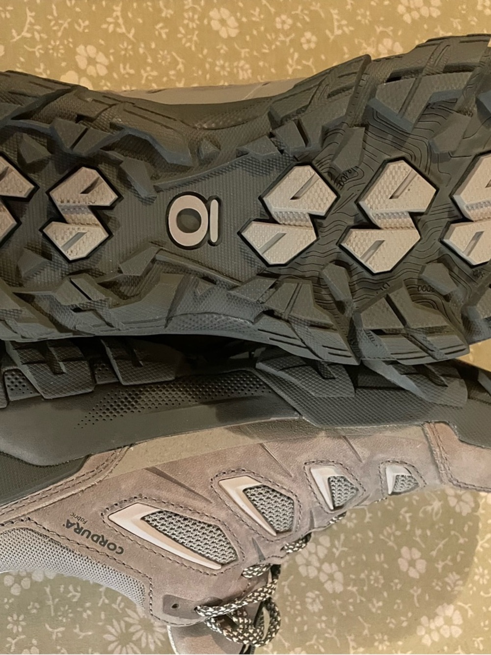 Women's OBOZ Gray/Taupe Athletic Walking/ Hiking Shoes BRAND NEW! Size 7.5 - Picture 9 of 10